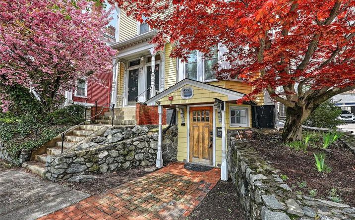 Pictures of Mixed Use, Office, Retail, Special Purpose, Multifamily property located at 80 Pitman Street UNIT 4, Providence, RI 02906 for sales - image #1