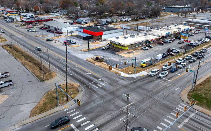 Pictures of Retail property located at 6512 E ADMIRAL PL, TULSA, OK 74115-8702 for sales - image #1