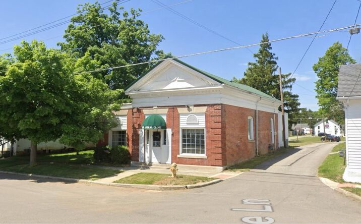 Pictures of Office property located at 1032 Columbus Street, Harrisburg, OH 43126 for sales - image #1