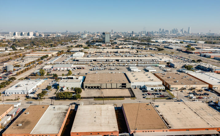 Pictures of Industrial property located at 5124 Sharp St., Dallas, TX 75247 for sales - image #1