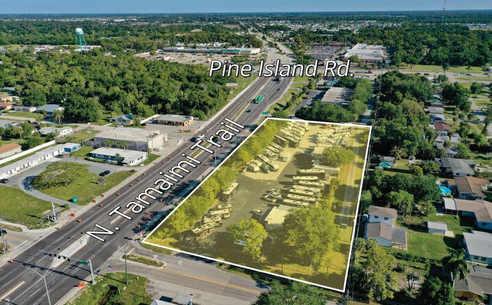 Pictures of Retail, Special Purpose, Business for Sale property located at 1660 North Tamiami Trail, Fort Myers, FL 33903 for sales - image #1