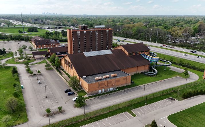Pictures of Land, Retail, Multifamily property located at 4560 HILTON CORPORATE DR, COLUMBUS, OH 43232-4153 for sales - image #1