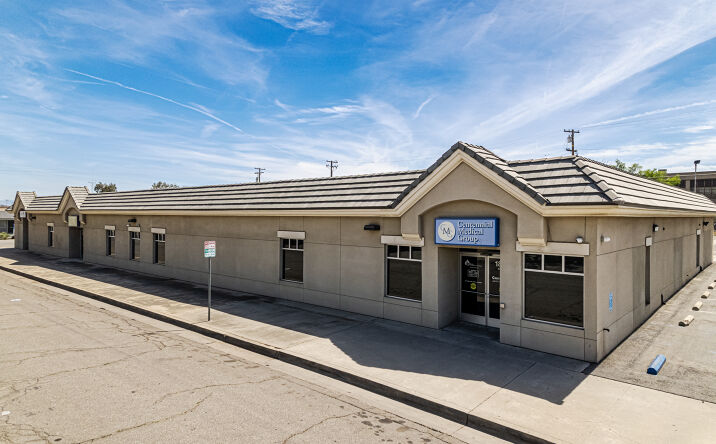 Pictures of Office property located at 1801 16th Street, Bakersfield, CA 93301 for sales - image #1