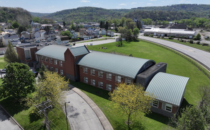 Pictures of Special Purpose property located at 255 3rd St, New Kensington, PA 15068 for sales - image #1
