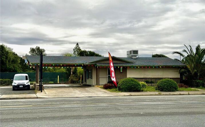 Pictures of Retail, Mixed Use property located at 2161 Feather River Boulevard, Oroville, CA 95965 for sales - image #1