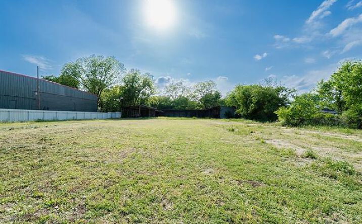 Pictures of Retail, Office property located at 1105 Washington St, Commerce, TX 75428 for sales - image #1