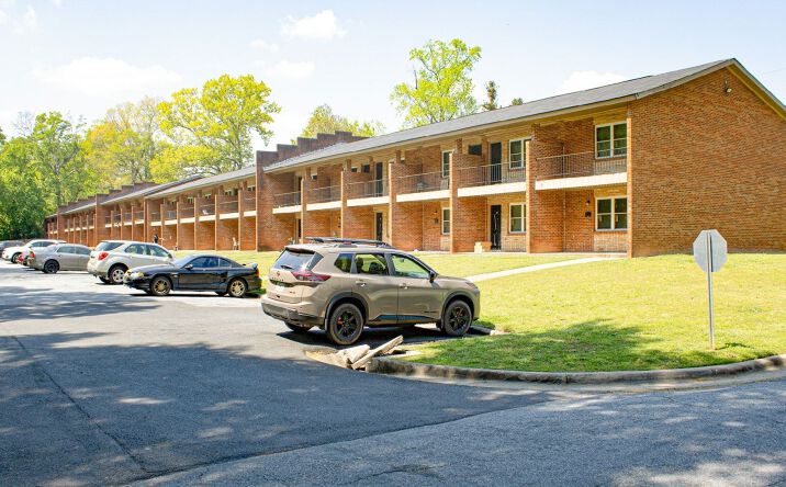Pictures of Multifamily property located at 2550 Wedgefield Court, Columbus, GA 31903 for sales - image #1