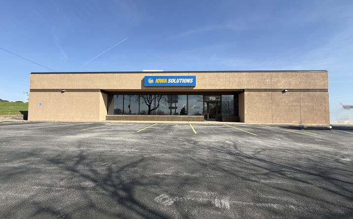 Pictures of Office property located at 110 East 50th Street, Davenport, IA 52806 for sales - image #1