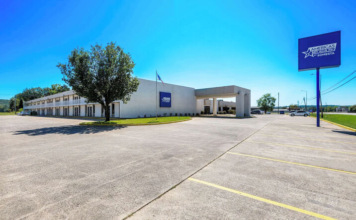 Pictures of Retail, Hospitality property located at 2031 MILITARY ST S, HAMILTON, AL 35570-6617 for sales - image #1
