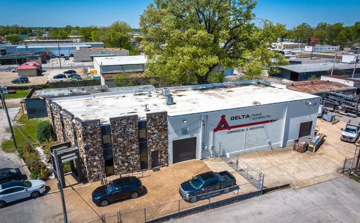 Pictures of Office, Industrial property located at 3166 BROAD AVE, MEMPHIS, TN 38112 for sales - image #1