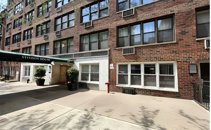 Pictures of Office property located at 120 East 36th Street, New York, NY 10016 for sales - image #1