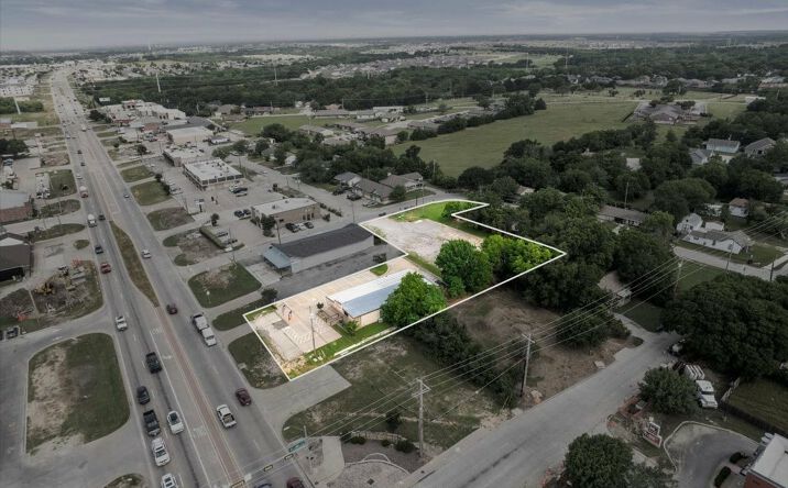 Pictures of Retail property located at 106 E Princeton Dr, Princeton, TX 75407 for sales - image #1