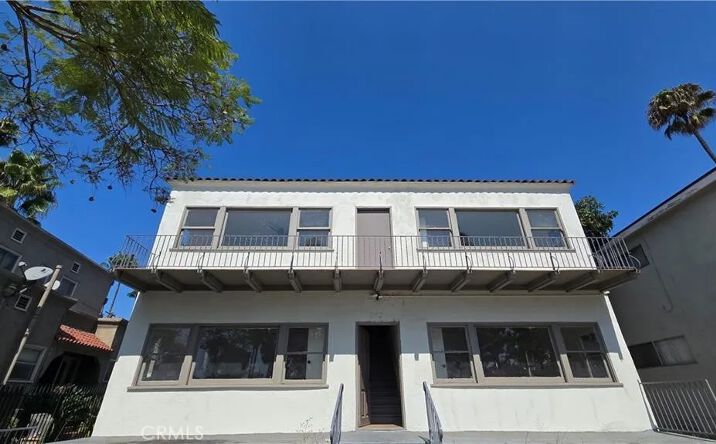 Pictures of Multifamily property located at 973 N Park, Long Beach, CA 90813 for sales - image #1