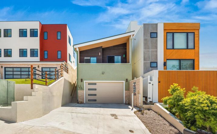 Pictures of Multifamily property located at 1243 - 1245 Van Nuys St, San Diego, CA 92109 for sales - image #1