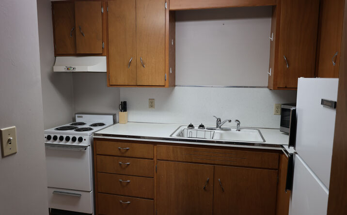 Pictures of Multifamily, Mixed Use property located at 312 N Lawler St, Mitchell, SD 57301 for sales - image #1