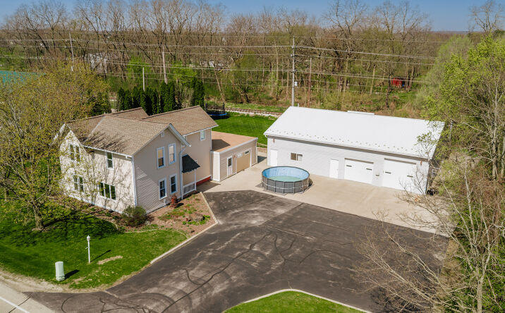 N9619 County Road ES, Mukwonago