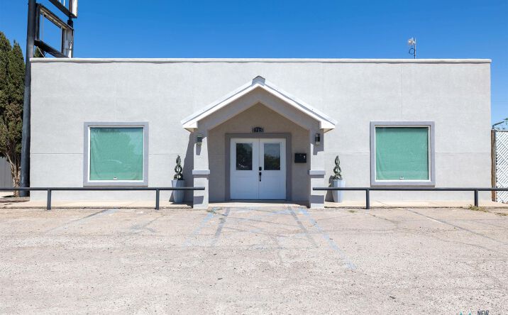 Pictures of Mixed Use, Office, Retail property located at 1713 SE Main Street, Roswell, NM 88203 for sales - image #1