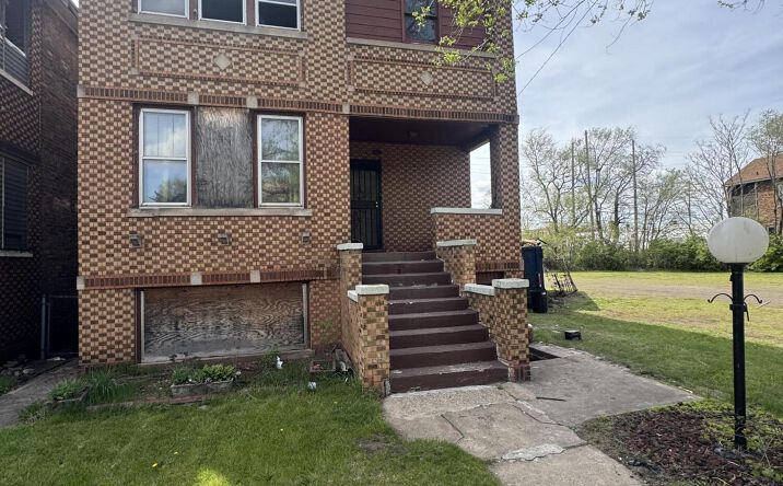 Pictures of Multifamily property located at 1136 Connecticut Street, Gary, IN 46407 for sales - image #1