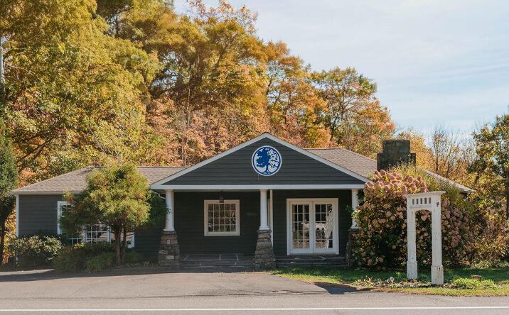 Pictures of Office property located at 3927 Main Street, Stone Ridge, NY 12484 for sales - image #1