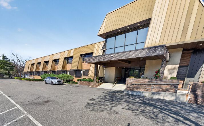Pictures of Office property located at 230 Hilton Avenue STE 105, Hempstead, NY 11550 for sales - image #1