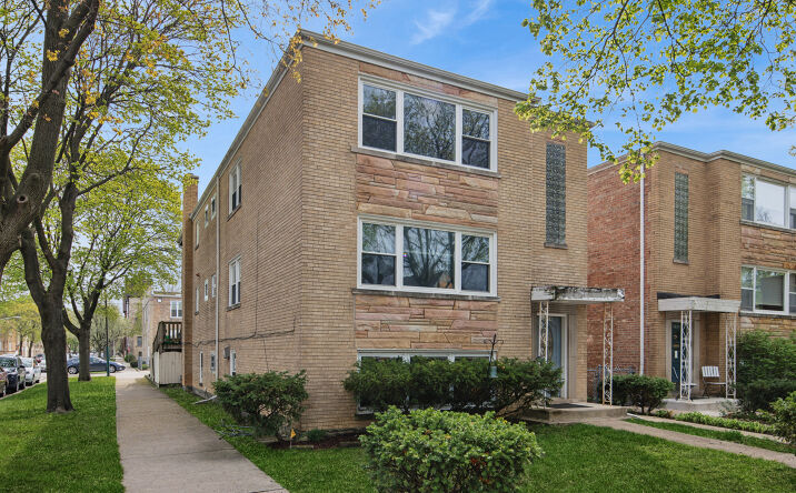 Pictures of Multifamily property located at 5659 N Saint Louis Avenue, Chicago, IL 60659 for sales - image #1