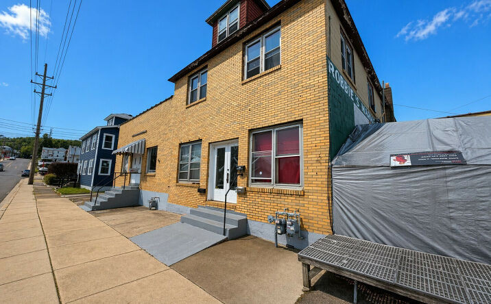 Pictures of Multifamily property located at 1007-1009 Pine St, Endicott, NY 13760 for sales - image #1