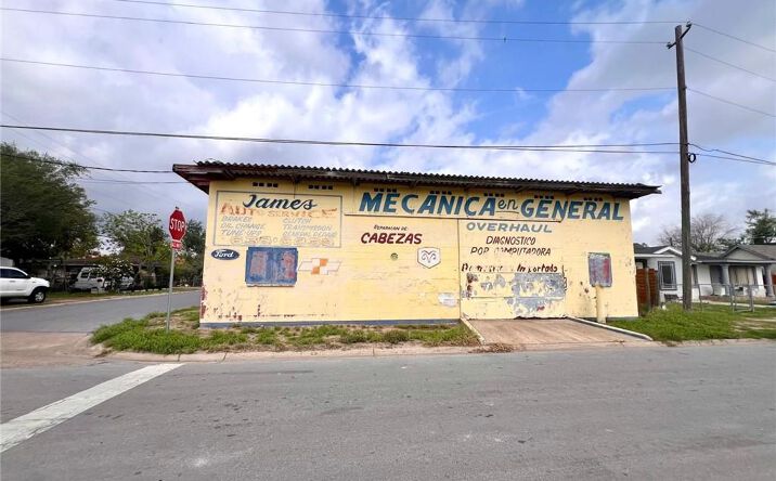 Pictures of Land property located at 22 S 24th Street, McAllen, TX 78501 for sales - image #1