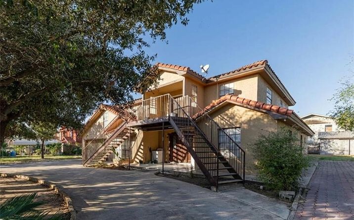 Pictures of Multifamily property located at 933 E 4th Street, Roma, TX 78584 for sales - image #1
