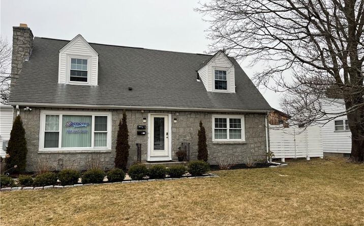 Pictures of Office, Mixed Use, Retail, Industrial property located at 5555 Post Road, East Greenwich, RI 02818 for sales - image #1