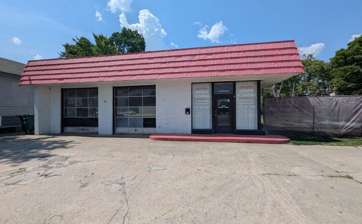 Pictures of Retail, Mixed Use property located at 301 S Washington Street, Duquoin, IL 62832 for sales - image #1
