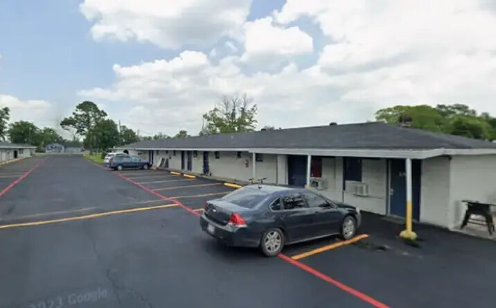Pictures of Retail, Hospitality property located at Bay, Town, TX 77520 for sales - image #1