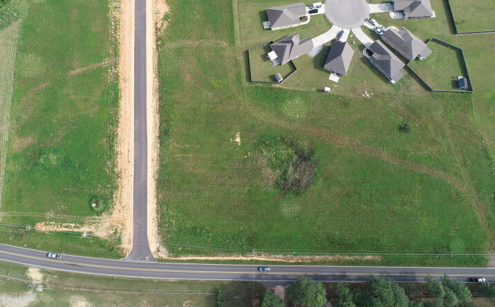 Pictures of Land property located at 3225 Oak Grove Road, Hattiesburg, MS 39402 for sales - image #1