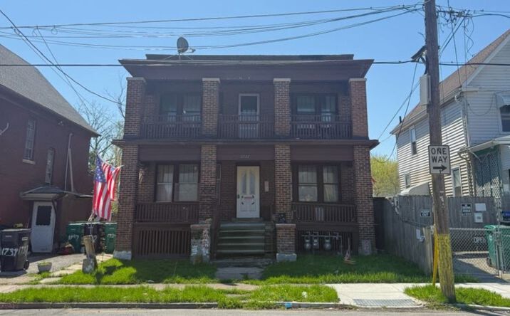 Pictures of Multifamily property located at 1737 Whitney Ave, Niagara Falls, NY 14301 for sales - image #1