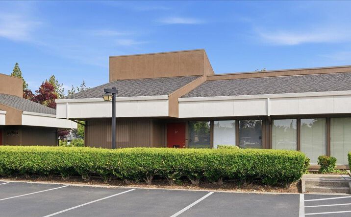 Pictures of Special Purpose property located at 2027 Grand Canal Boulevard 27, Stockton, CA 95207 for sales - image #1