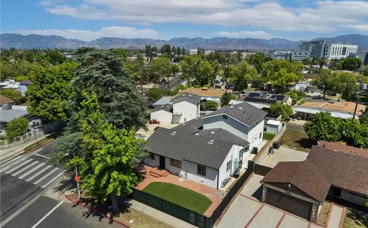 Pictures of Multifamily property located at 8040 Ranchito Avenue, Panorama City, CA 91402 for sales - image #1