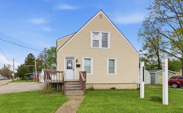 Pictures of Special Purpose property located at 900 E Main St, Ashland, OH 44805 for sales - image #1
