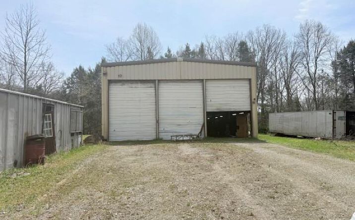 Pictures of Self Storage, Retail, Special Purpose property located at 414 Milroy Grose Rd, Lansing, WV 25862 for sales - image #1