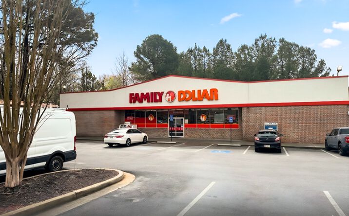 Pictures of Retail property located at 93 Woolsey Rd, Hampton, GA 30228 for sales - image #1