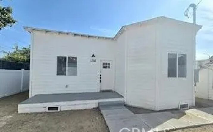Pictures of Multifamily property located at 1350 E 94th, Los Angeles, CA 90002 for sales - image #1