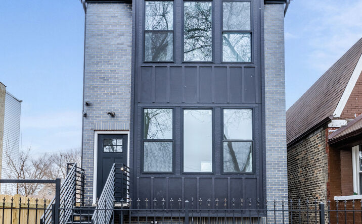 Pictures of Multifamily property located at 544 N Lawndale Avenue, Chicago, IL 60624 for sales - image #1