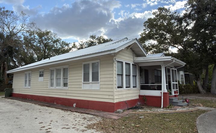 Pictures of Multifamily, Hospitality, Special Purpose property located at 514 Avenue C Northeast, Winter Haven, FL 33881 for sales - image #1