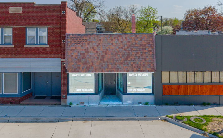 Pictures of Retail, Office property located at 16906 E 9 Mile Road, Eastpointe, MI 48021-2449 for sales - image #1