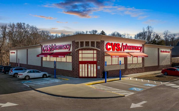 Pictures of Retail property located at 2005 Norwich-New London Turnpike, Montville, CT 06382 for sales - image #1