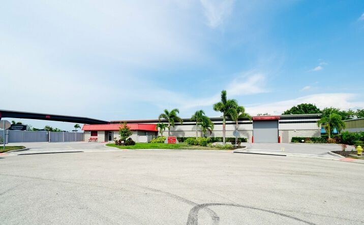 Pictures of Industrial property located at 7107 24th Court East, Sarasota, FL 34243 for sales - image #1