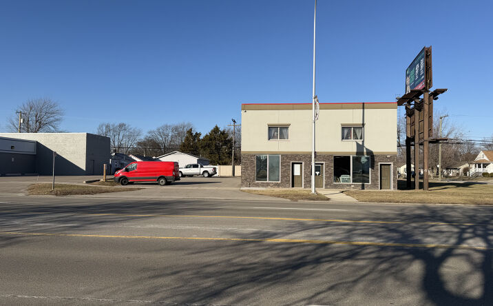 Pictures of Retail, Multifamily property located at 14226 Eureka Road, Southgate, MI 48195 for sales - image #1