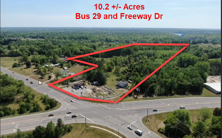 Pictures of Retail, Multifamily, Mixed Use property located at 2216 U.S. 29 Business, Reidsville, NC 27320 for sales - image #1