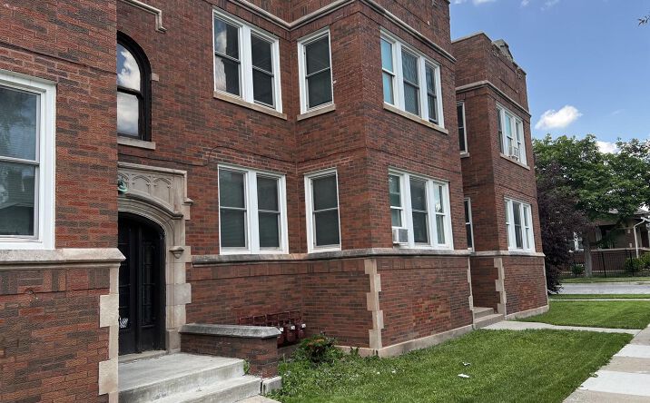 Pictures of Multifamily property located at 10500 S WABASH AVE, CHICAGO, IL 60628 for sales - image #1