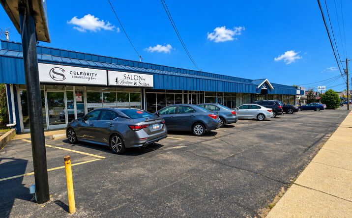 Pictures of Retail property located at 2719 Bragg Boulevard, Fayetteville, NC 28303 for sales - image #1