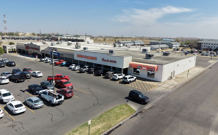 Pictures of Retail property located at 1413 N. Kansas Ave., Liberal, KS 67901 for sales - image #1