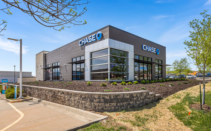 Pictures of Retail, Office property located at 651 East Red Bridge Road, KCMO, MO 64131 for sales - image #1